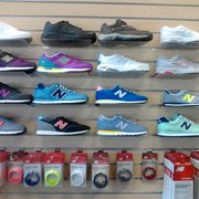 new balance store baton rouge hours